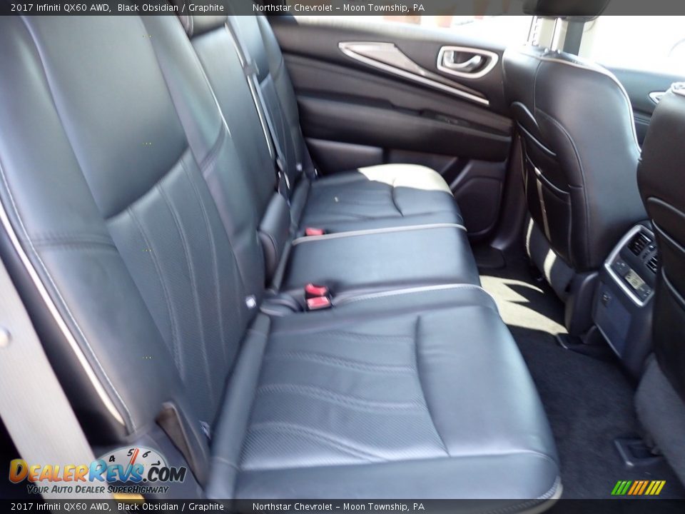 Rear Seat of 2017 Infiniti QX60 AWD Photo #18