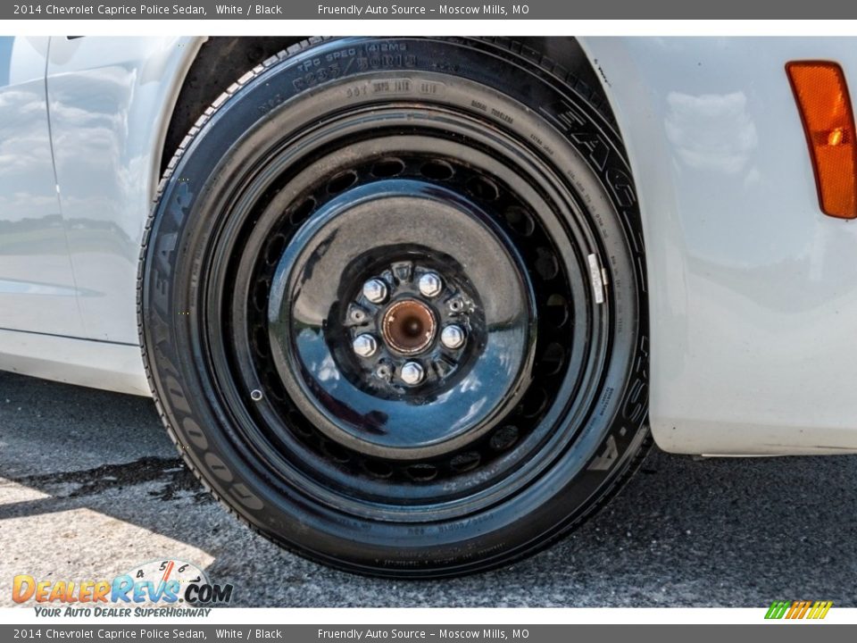 2014 Chevrolet Caprice Police Sedan White / Black Photo #2