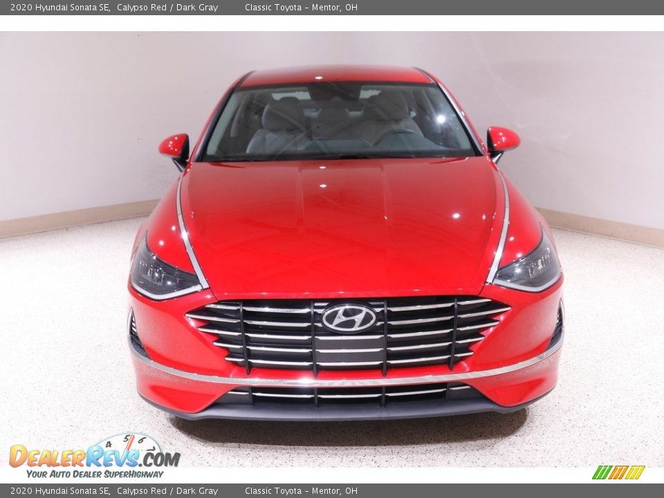 2020 Hyundai Sonata SE Calypso Red / Dark Gray Photo #2