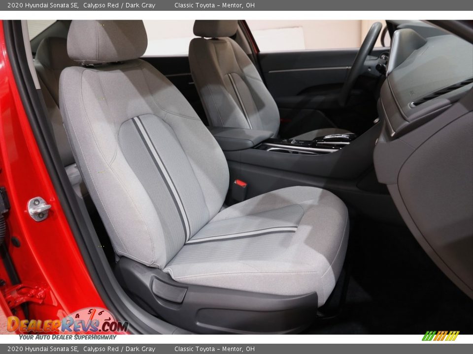 2020 Hyundai Sonata SE Calypso Red / Dark Gray Photo #14