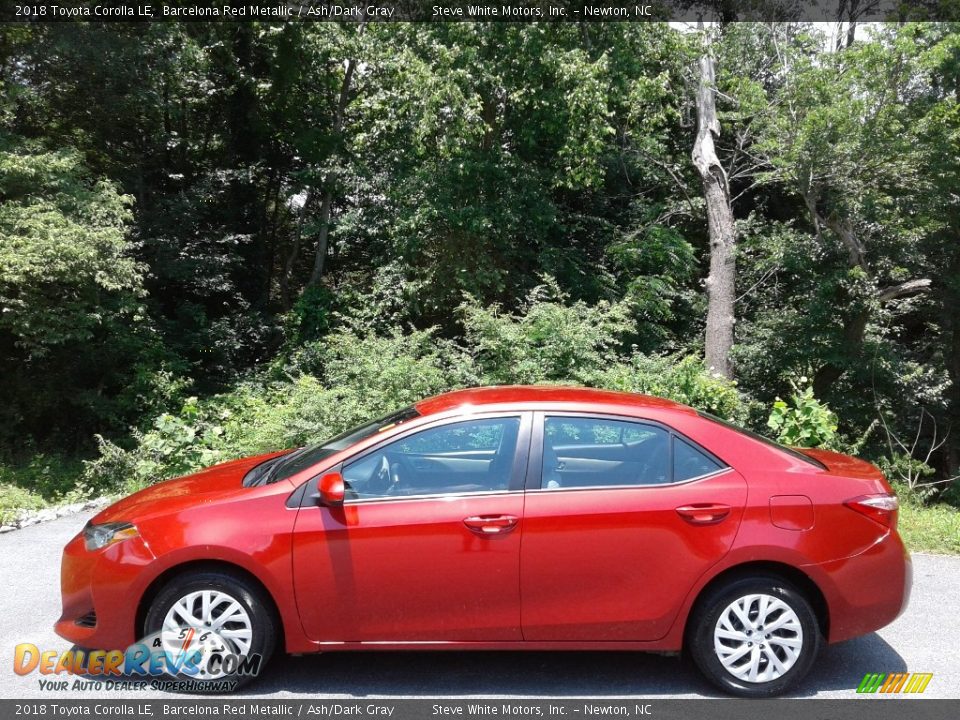 2018 Toyota Corolla LE Barcelona Red Metallic / Ash/Dark Gray Photo #1