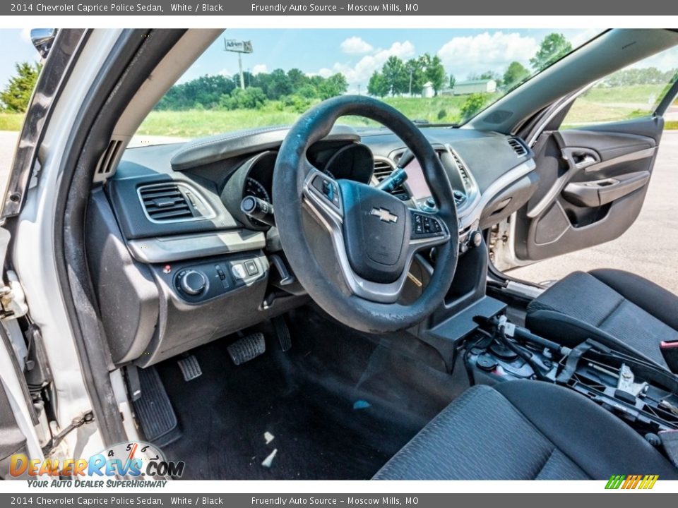 2014 Chevrolet Caprice Police Sedan White / Black Photo #19