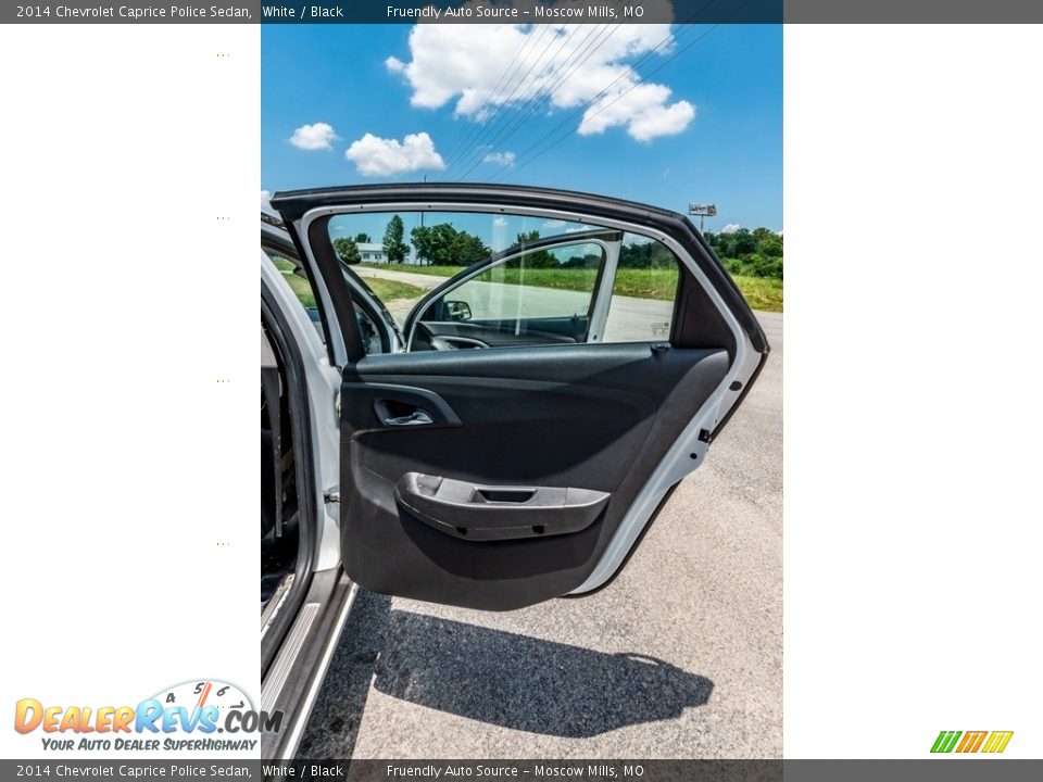 2014 Chevrolet Caprice Police Sedan White / Black Photo #24