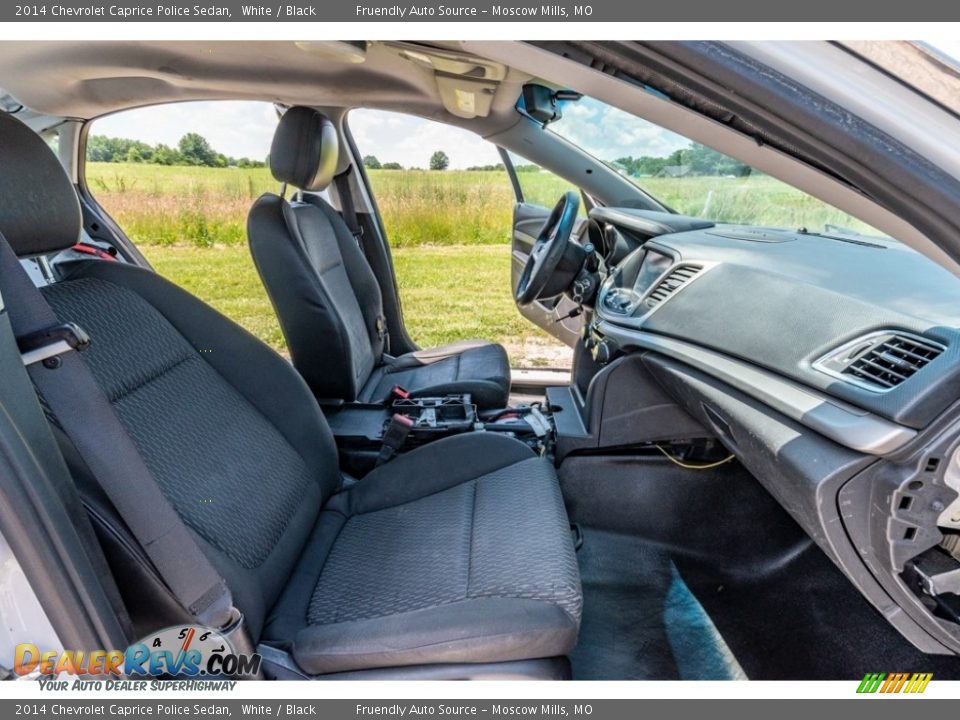 2014 Chevrolet Caprice Police Sedan White / Black Photo #27