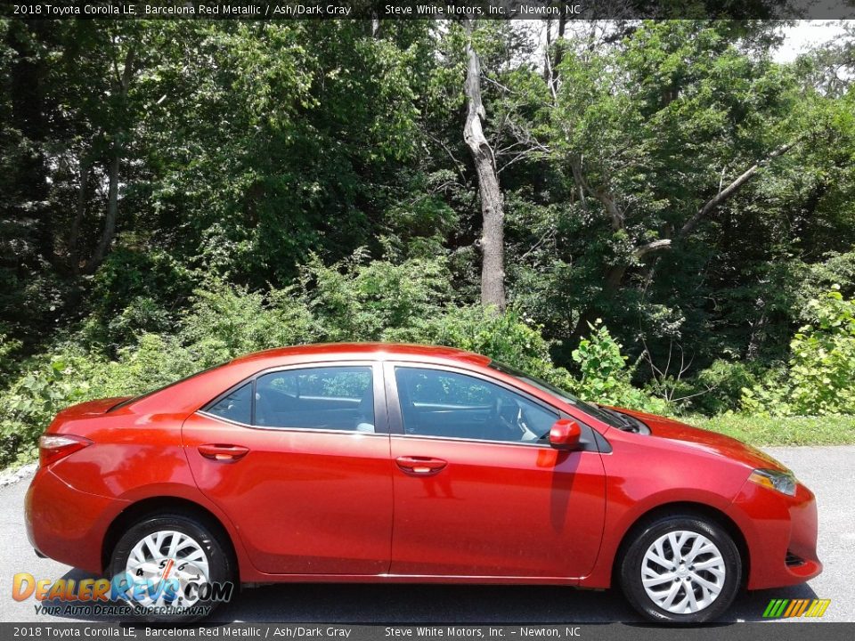 2018 Toyota Corolla LE Barcelona Red Metallic / Ash/Dark Gray Photo #12