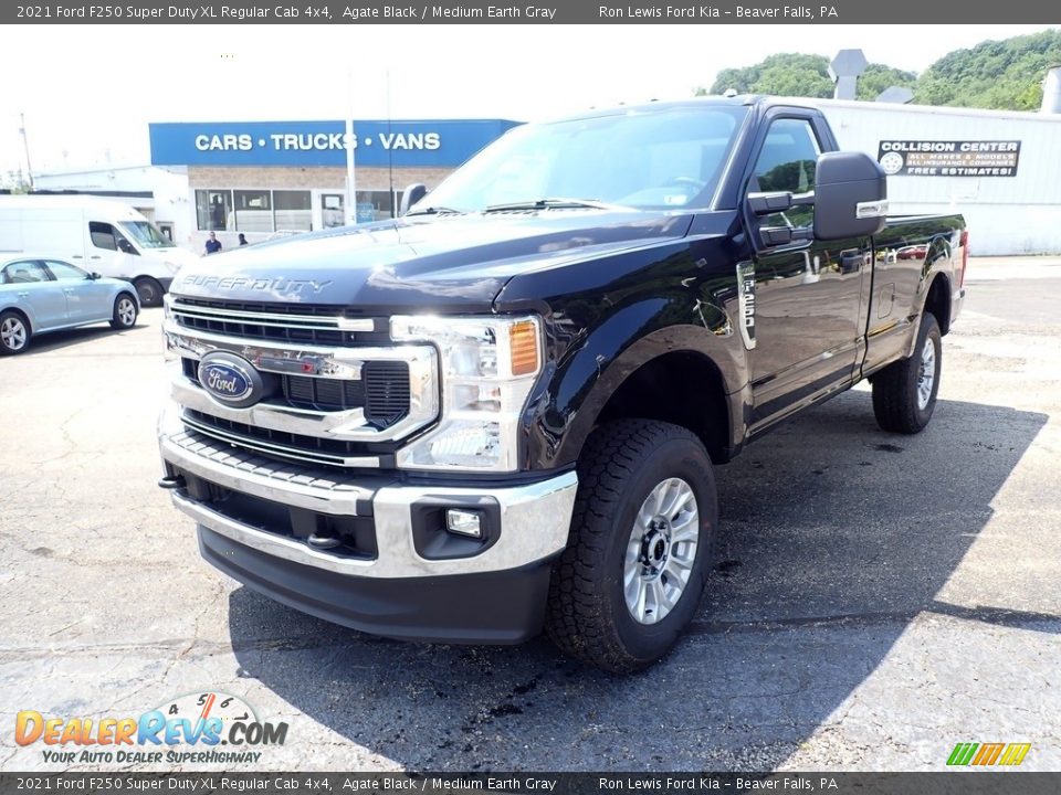 2021 Ford F250 Super Duty XL Regular Cab 4x4 Agate Black / Medium Earth Gray Photo #5