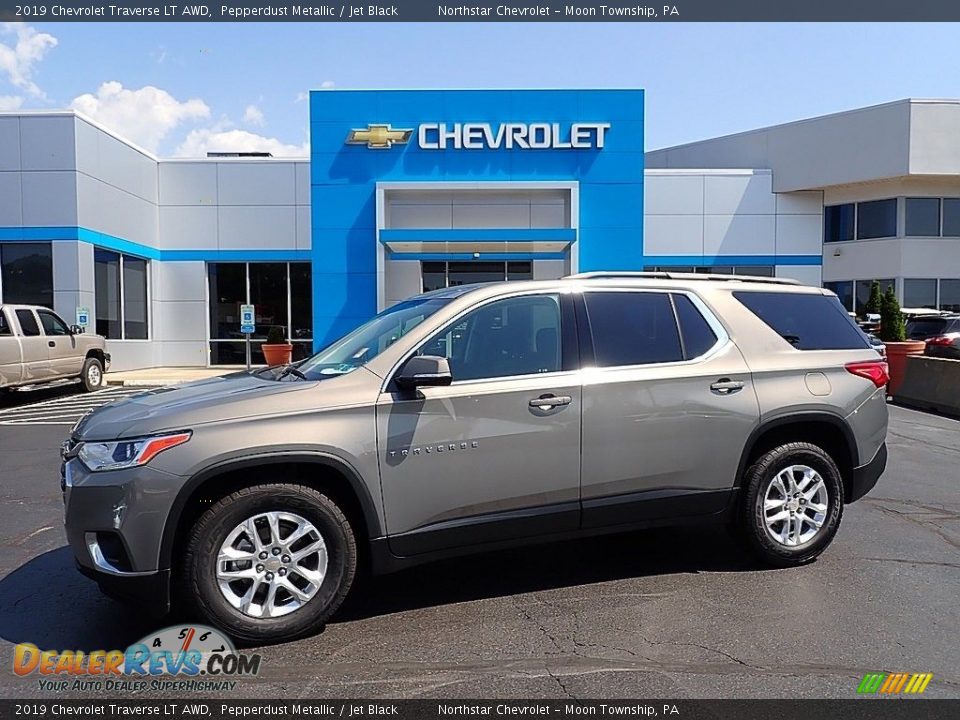 2019 Chevrolet Traverse LT AWD Pepperdust Metallic / Jet Black Photo #1