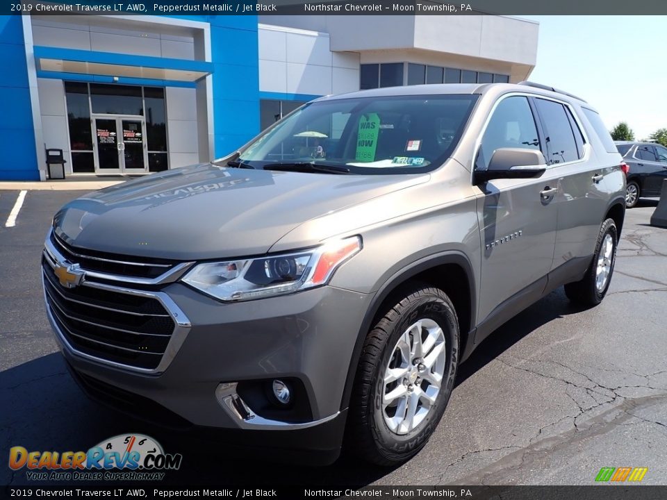 2019 Chevrolet Traverse LT AWD Pepperdust Metallic / Jet Black Photo #2