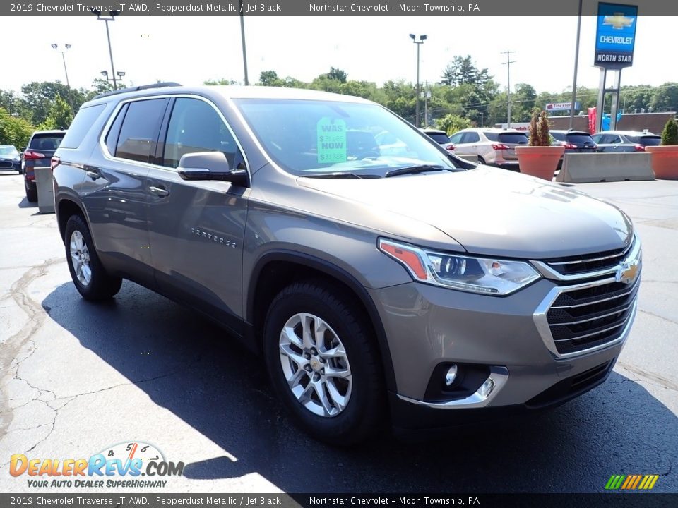 2019 Chevrolet Traverse LT AWD Pepperdust Metallic / Jet Black Photo #11