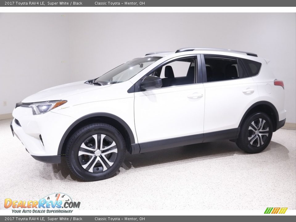 2017 Toyota RAV4 LE Super White / Black Photo #3