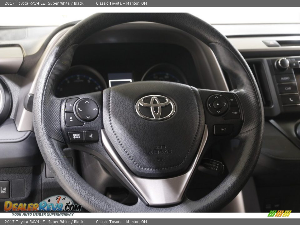 2017 Toyota RAV4 LE Super White / Black Photo #7