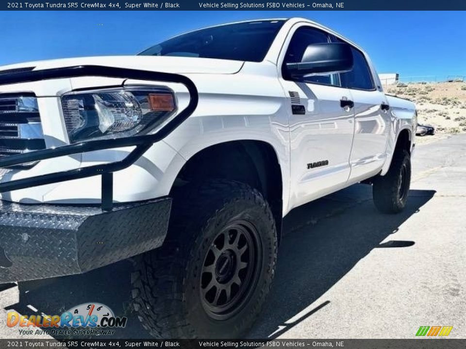 2021 Toyota Tundra SR5 CrewMax 4x4 Super White / Black Photo #14