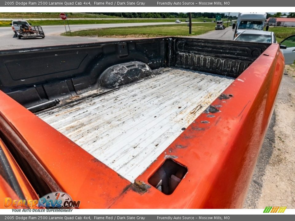 2005 Dodge Ram 2500 Laramie Quad Cab 4x4 Flame Red / Dark Slate Gray Photo #24