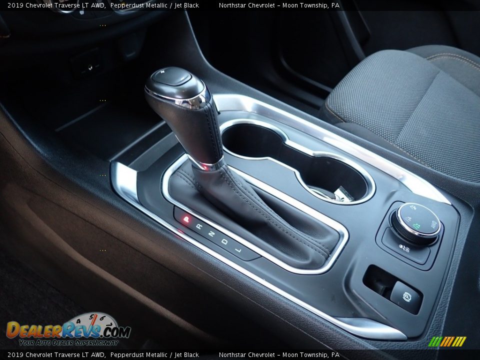 2019 Chevrolet Traverse LT AWD Pepperdust Metallic / Jet Black Photo #26