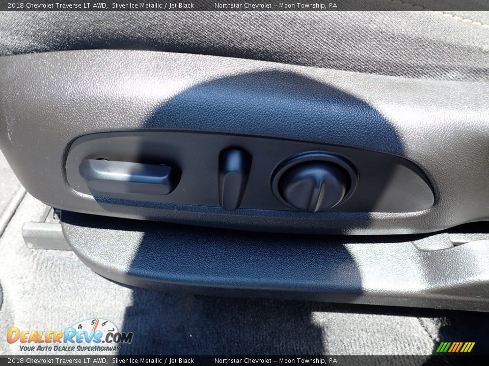 2018 Chevrolet Traverse LT AWD Silver Ice Metallic / Jet Black Photo #25