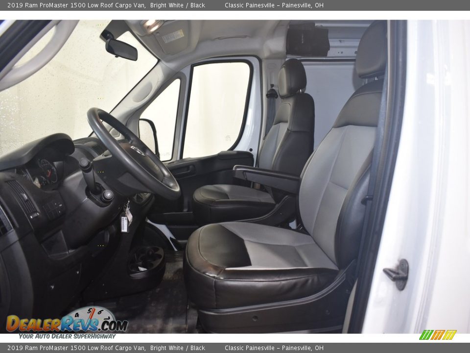 2019 Ram ProMaster 1500 Low Roof Cargo Van Bright White / Black Photo #6