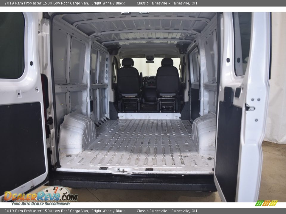 2019 Ram ProMaster 1500 Low Roof Cargo Van Bright White / Black Photo #7