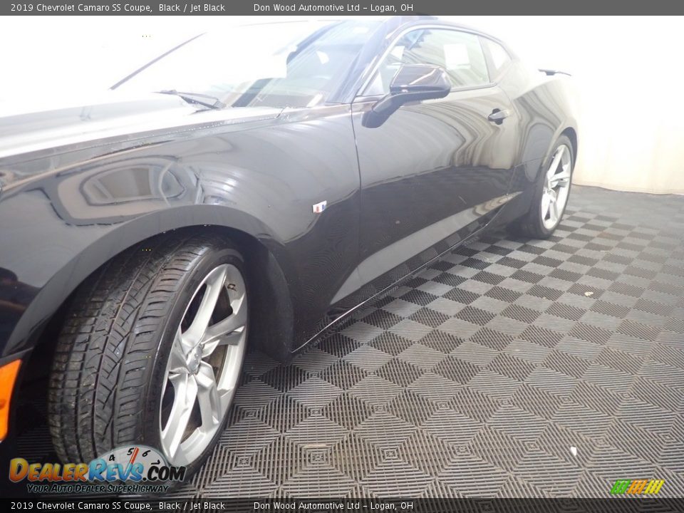 2019 Chevrolet Camaro SS Coupe Black / Jet Black Photo #9
