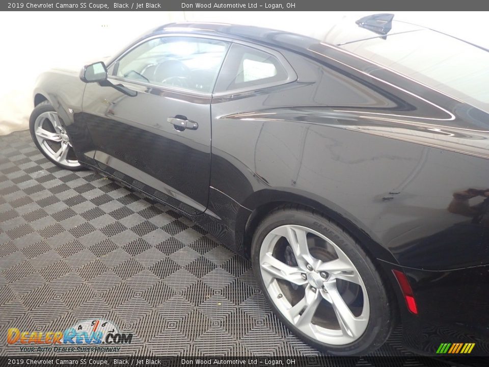 2019 Chevrolet Camaro SS Coupe Black / Jet Black Photo #15