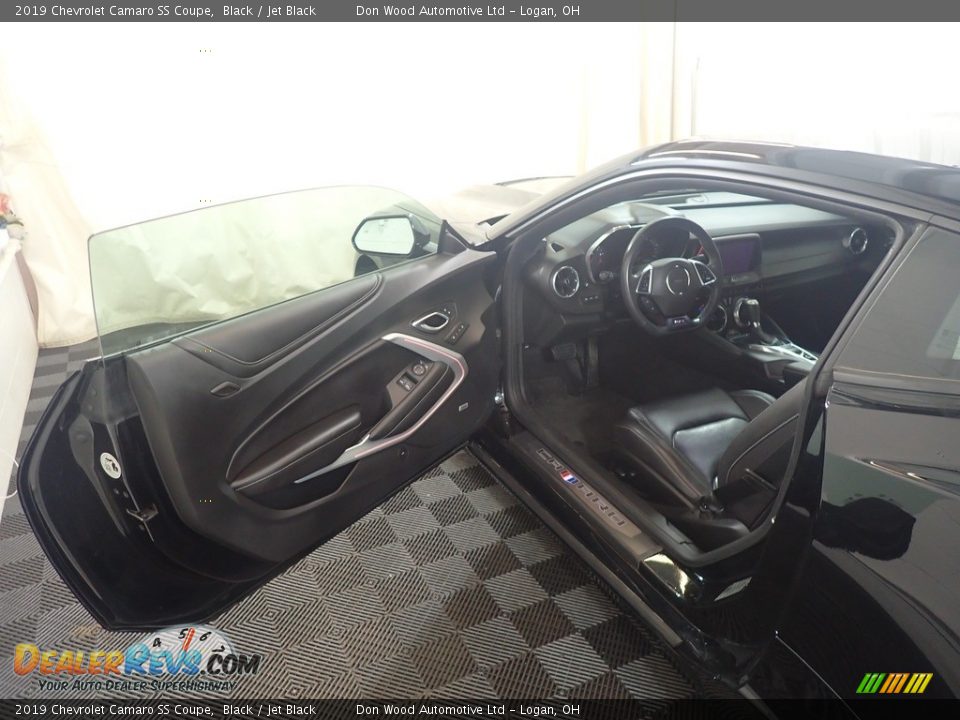 2019 Chevrolet Camaro SS Coupe Black / Jet Black Photo #17