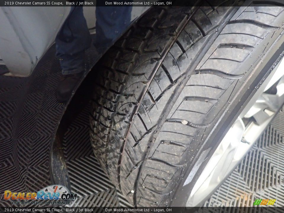 2019 Chevrolet Camaro SS Coupe Black / Jet Black Photo #35
