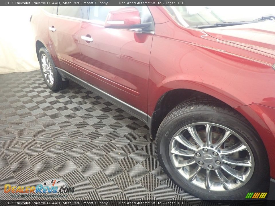 2017 Chevrolet Traverse LT AWD Siren Red Tintcoat / Ebony Photo #4