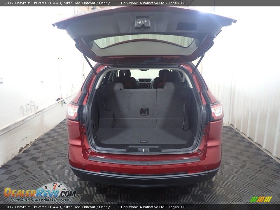 2017 Chevrolet Traverse LT AWD Siren Red Tintcoat / Ebony Photo #12