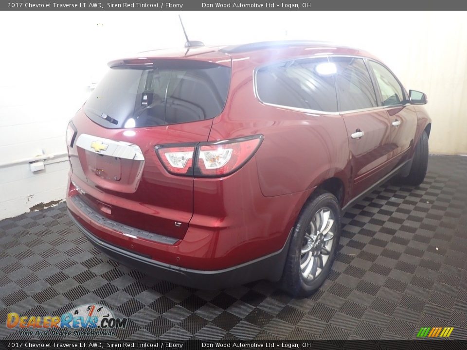 2017 Chevrolet Traverse LT AWD Siren Red Tintcoat / Ebony Photo #14