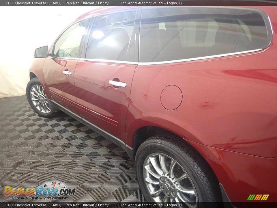 2017 Chevrolet Traverse LT AWD Siren Red Tintcoat / Ebony Photo #15