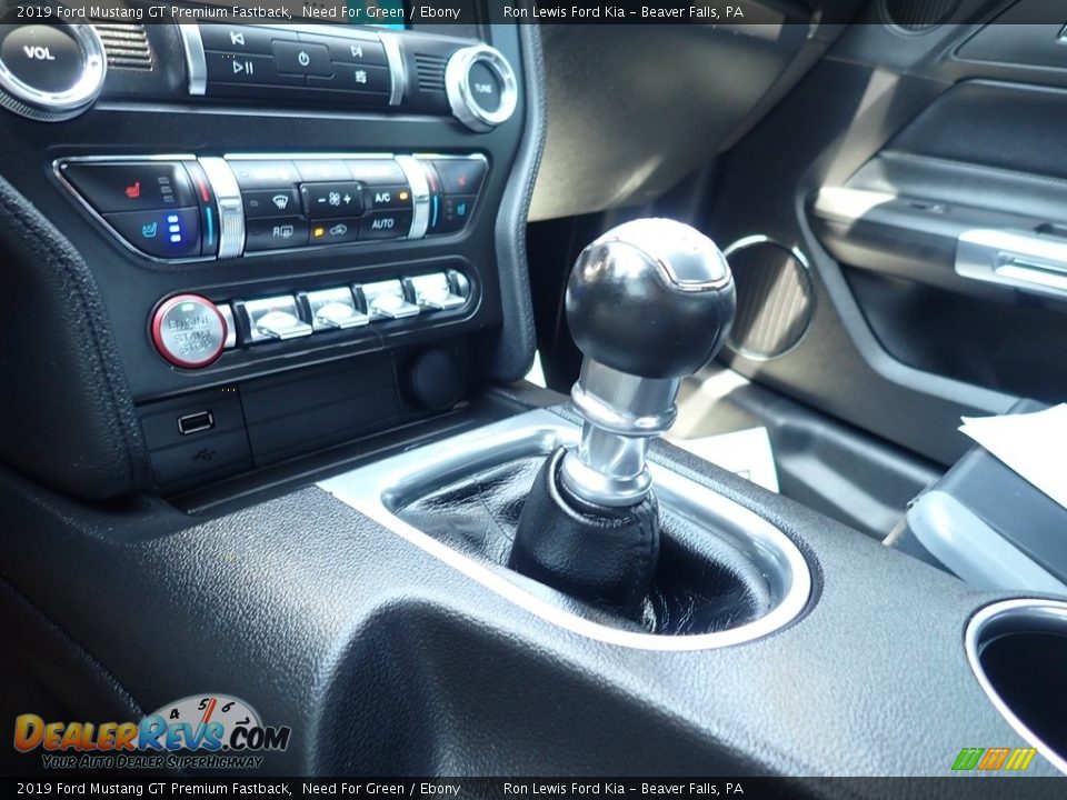 2019 Ford Mustang GT Premium Fastback Shifter Photo #16
