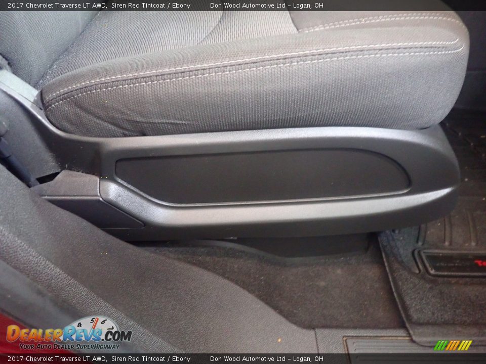 2017 Chevrolet Traverse LT AWD Siren Red Tintcoat / Ebony Photo #36