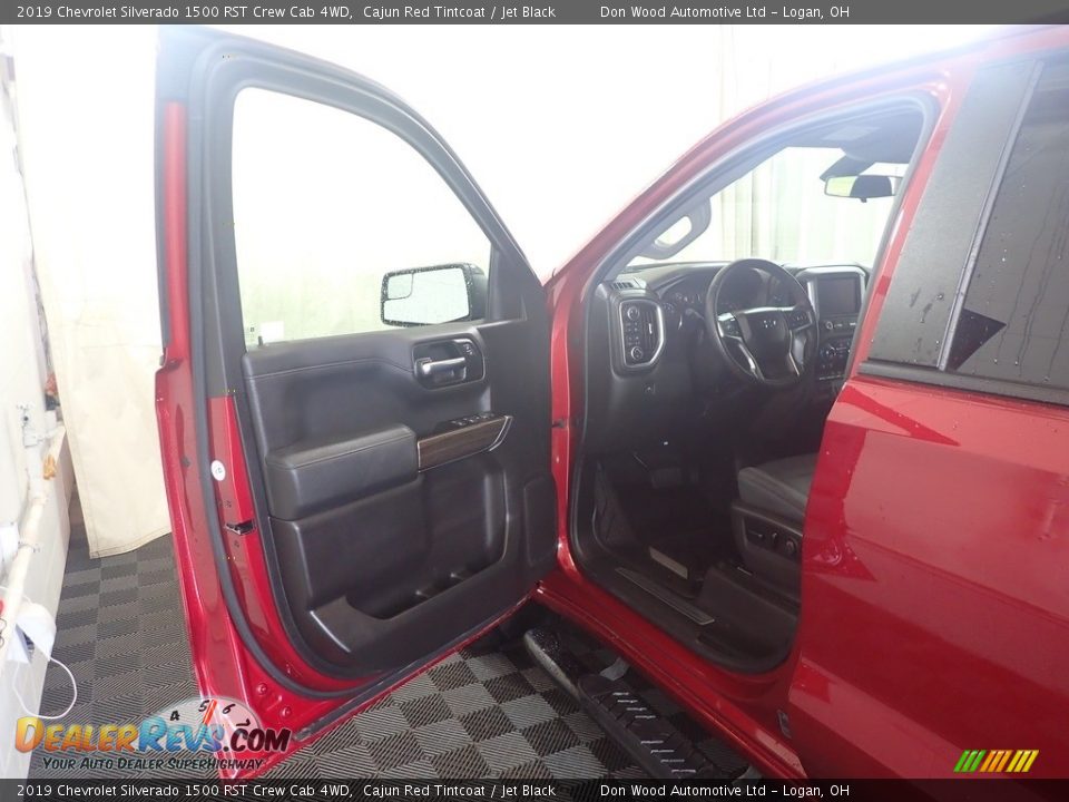 2019 Chevrolet Silverado 1500 RST Crew Cab 4WD Cajun Red Tintcoat / Jet Black Photo #16