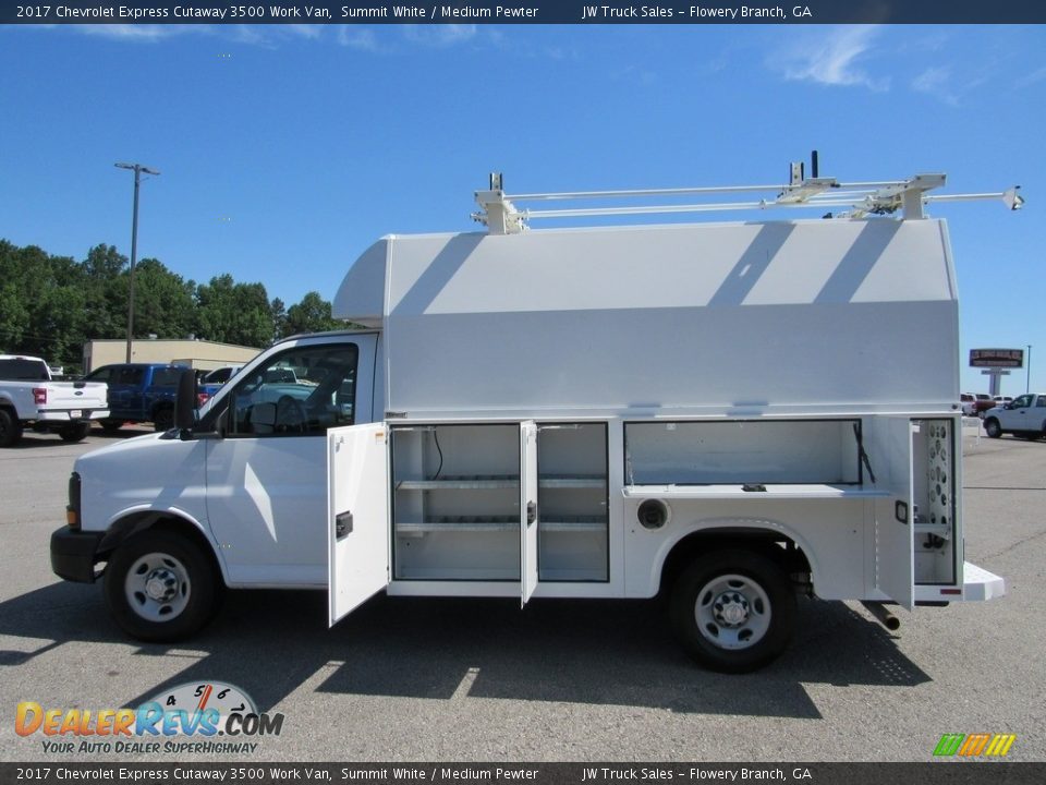 Summit White 2017 Chevrolet Express Cutaway 3500 Work Van Photo #3