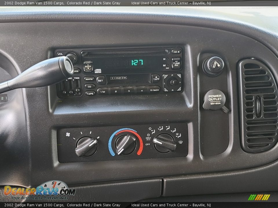 Controls of 2002 Dodge Ram Van 1500 Cargo Photo #20