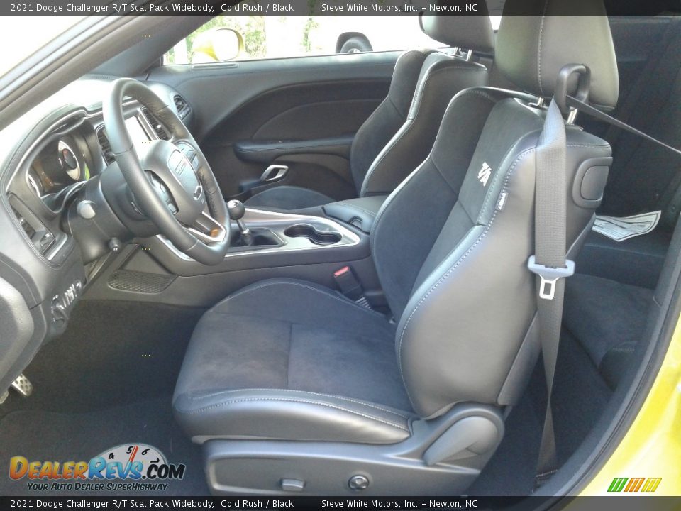 Front Seat of 2021 Dodge Challenger R/T Scat Pack Widebody Photo #10