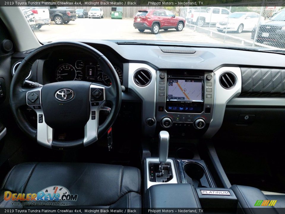 2019 Toyota Tundra Platinum CrewMax 4x4 Midnight Black Metallic / Black Photo #11