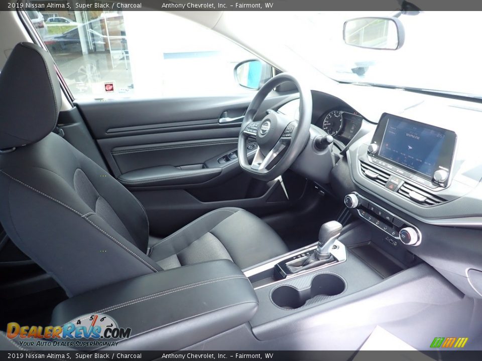 2019 Nissan Altima S Super Black / Charcoal Photo #10