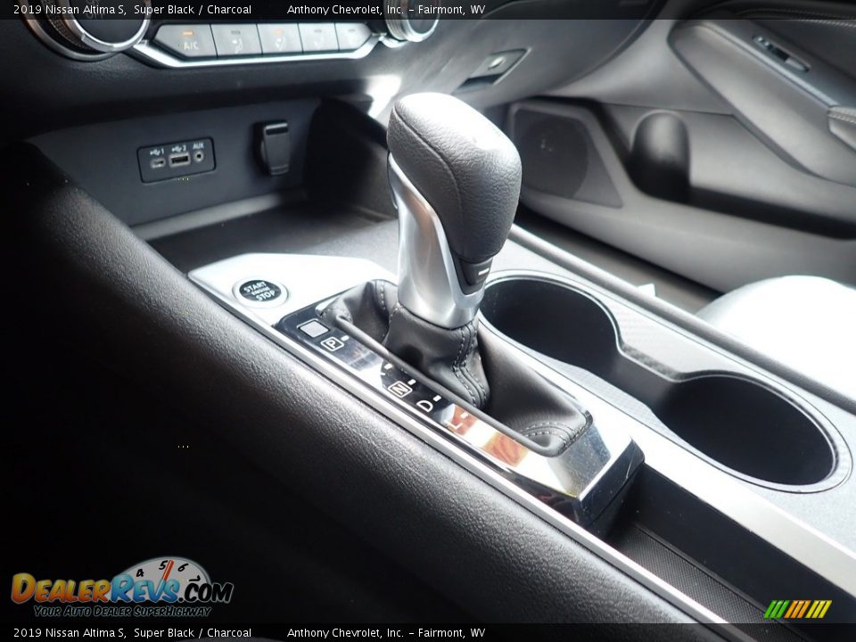 2019 Nissan Altima S Super Black / Charcoal Photo #18