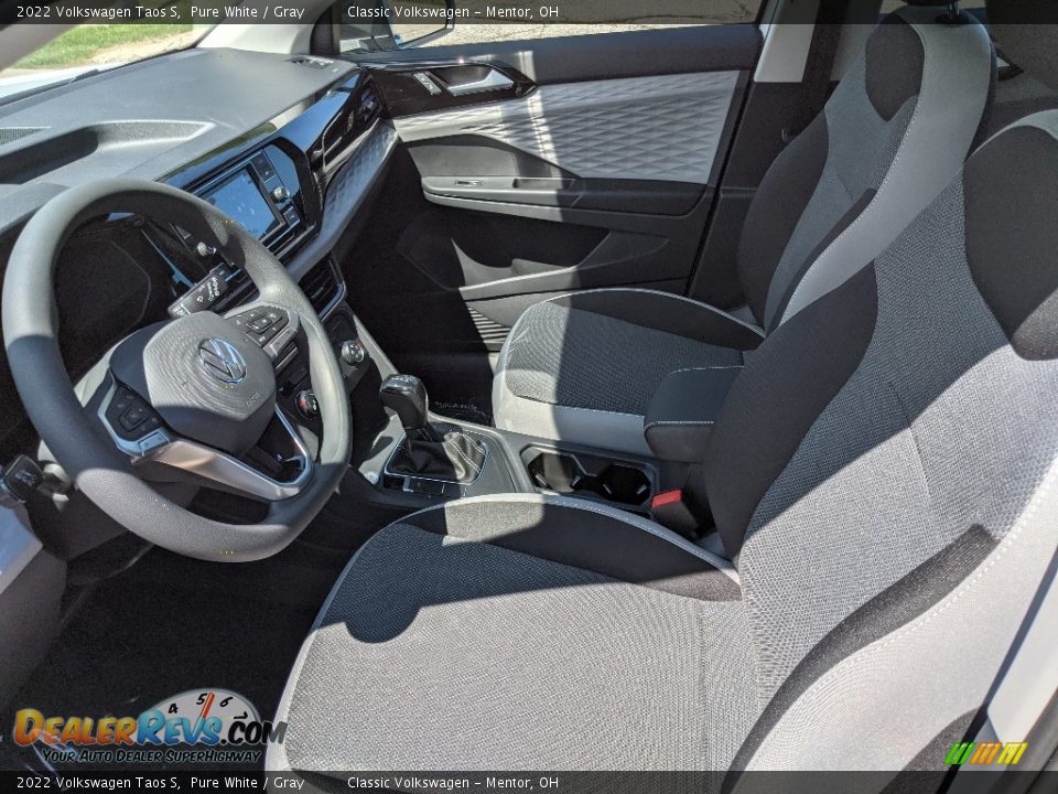 2022 Volkswagen Taos S Pure White / Gray Photo #4