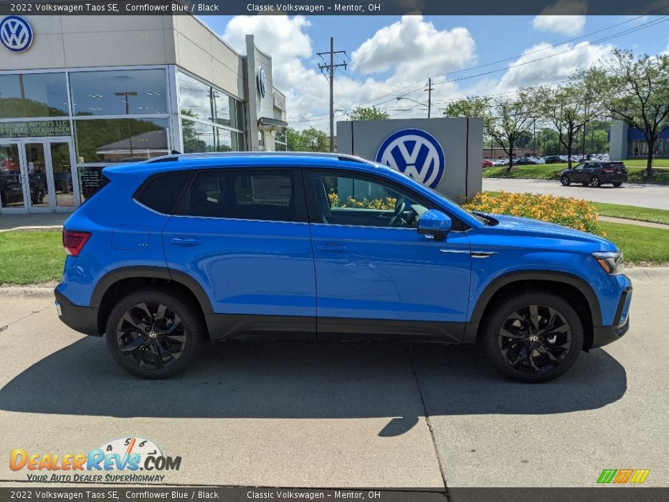 Cornflower Blue 2022 Volkswagen Taos SE Photo #2