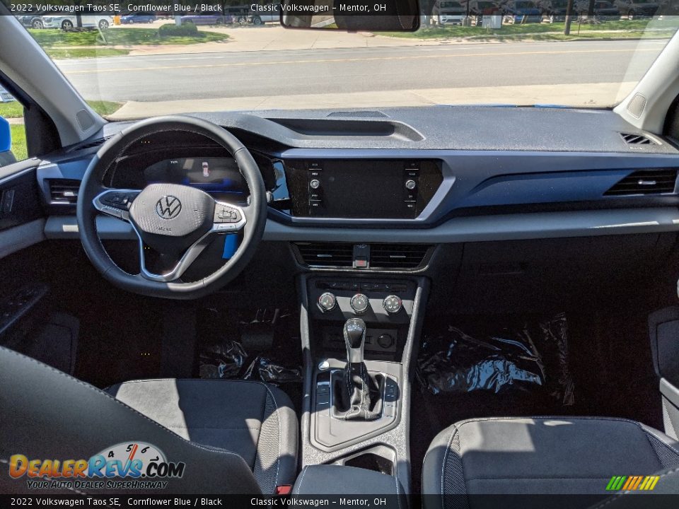 2022 Volkswagen Taos SE Cornflower Blue / Black Photo #3