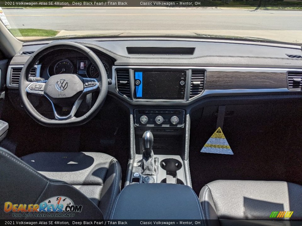 2021 Volkswagen Atlas SE 4Motion Deep Black Pearl / Titan Black Photo #3