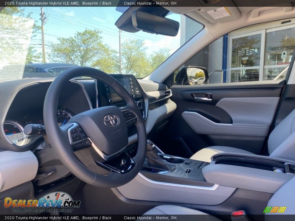 2020 Toyota Highlander Hybrid XLE AWD Blueprint / Black Photo #3