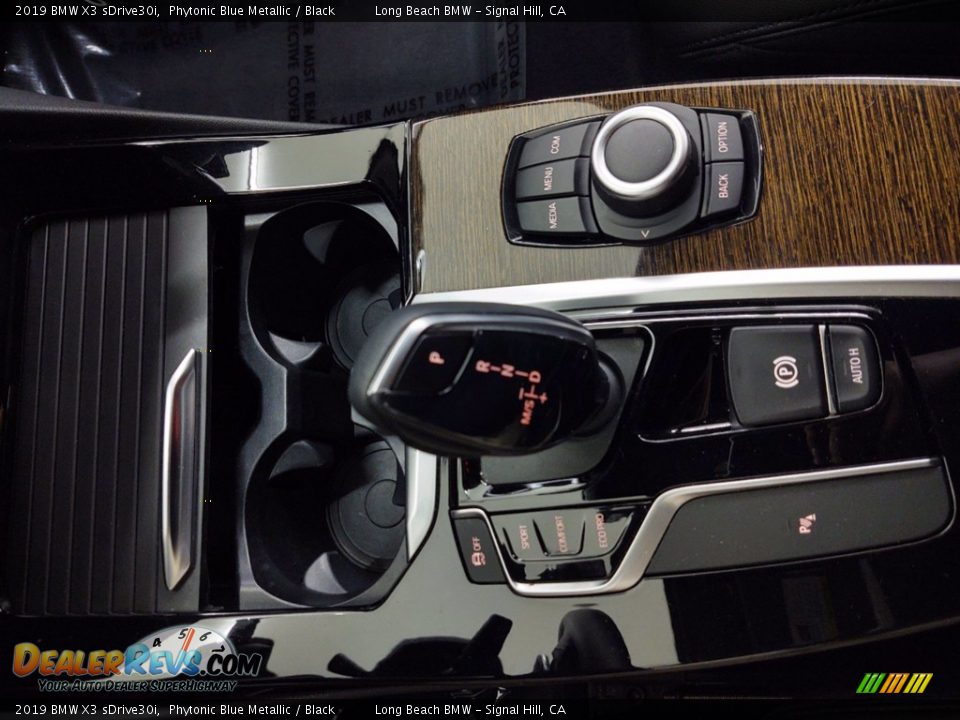 2019 BMW X3 sDrive30i Shifter Photo #19