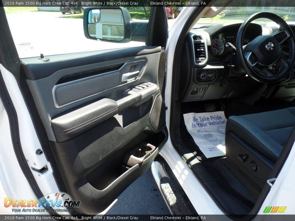 2019 Ram 1500 Big Horn Crew Cab 4x4 Bright White / Black/Diesel Gray Photo #13