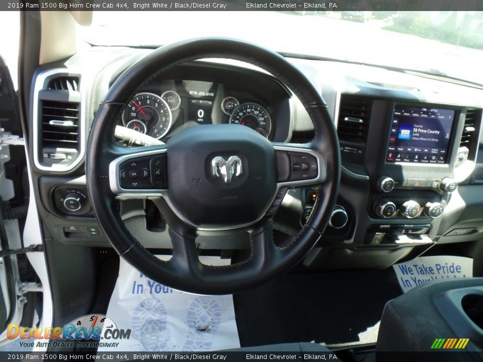2019 Ram 1500 Big Horn Crew Cab 4x4 Bright White / Black/Diesel Gray Photo #18