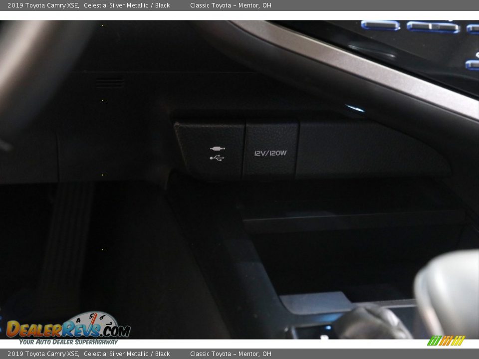2019 Toyota Camry XSE Celestial Silver Metallic / Black Photo #13