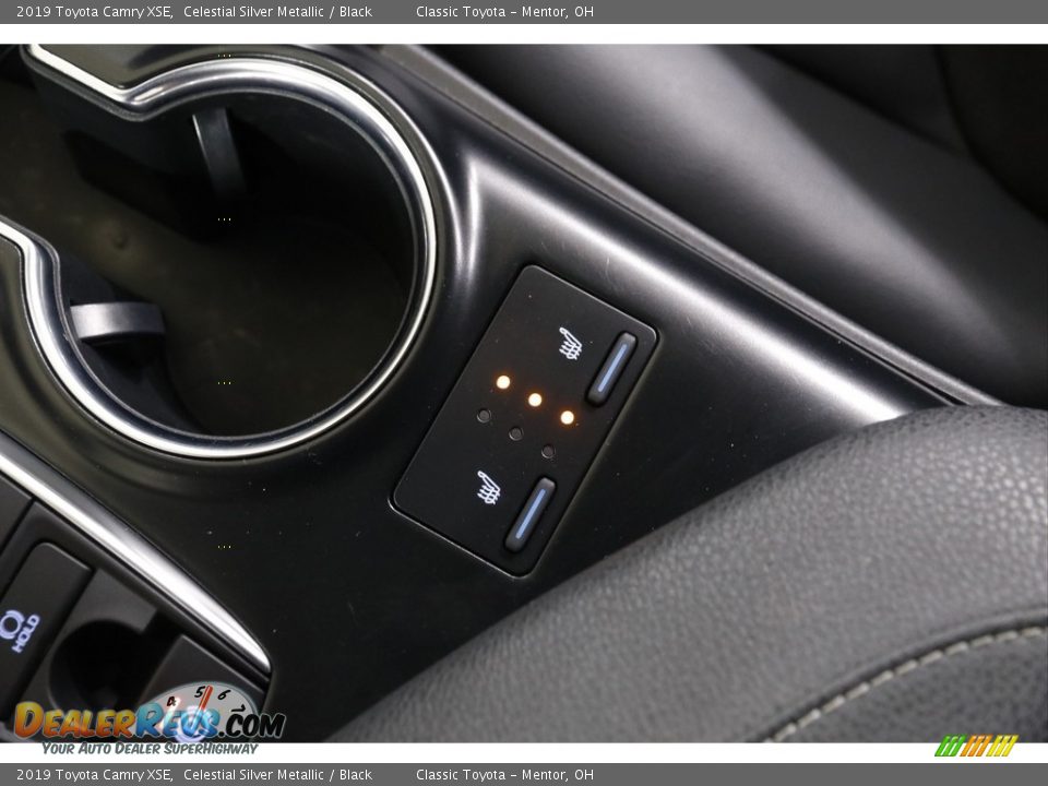 2019 Toyota Camry XSE Celestial Silver Metallic / Black Photo #15