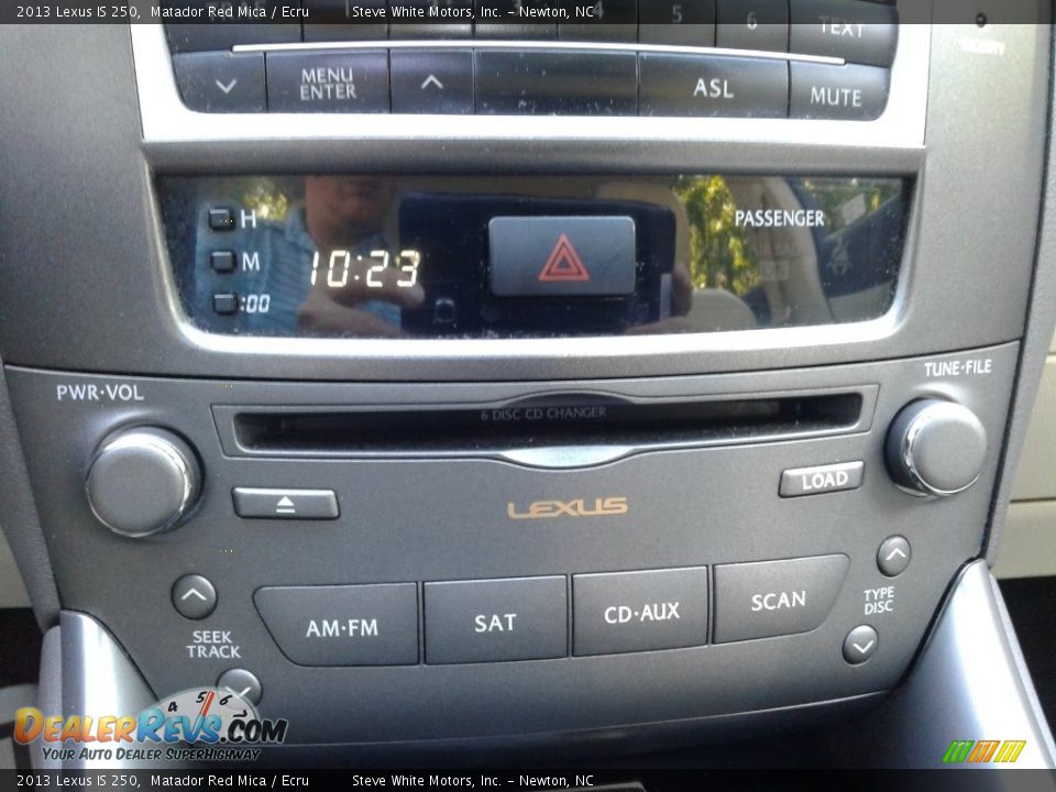 Controls of 2013 Lexus IS 250 Photo #24