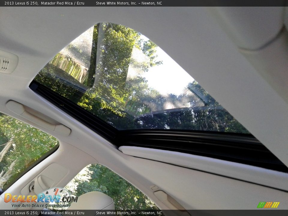 Sunroof of 2013 Lexus IS 250 Photo #28